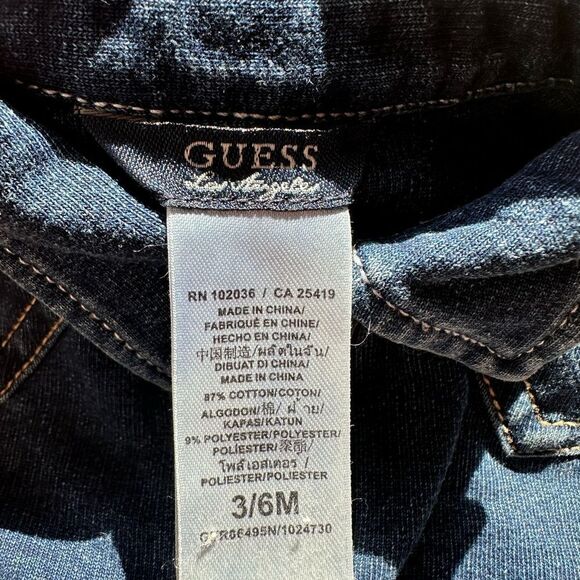 GUESS Los Angeles 3-6  Month Boys Denim Shortalls - Picture 5 of 5